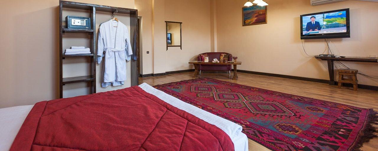 Saraishyq Hotel Almaty Eksteriør bilde