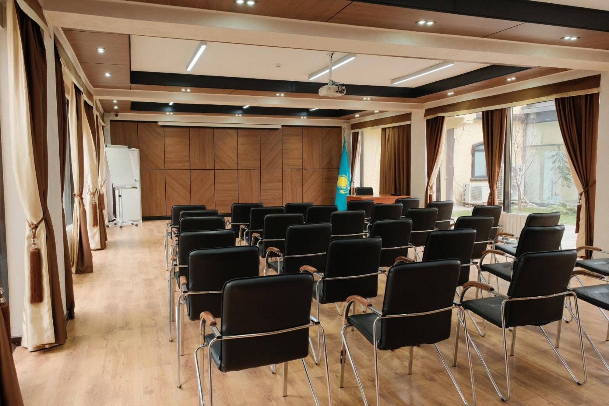 Saraishyq Hotel Almaty Eksteriør bilde