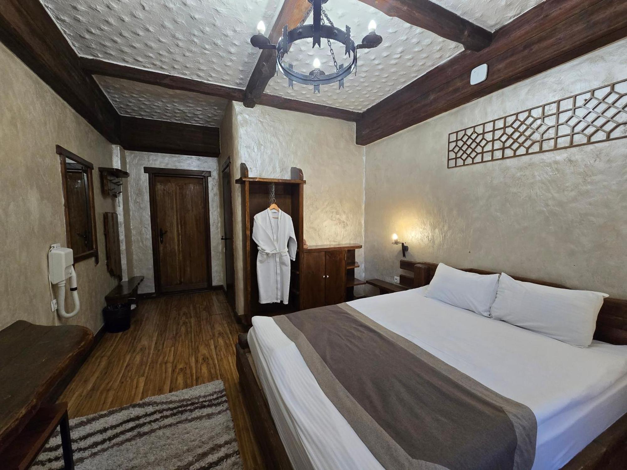 Saraishyq Hotel Almaty Eksteriør bilde