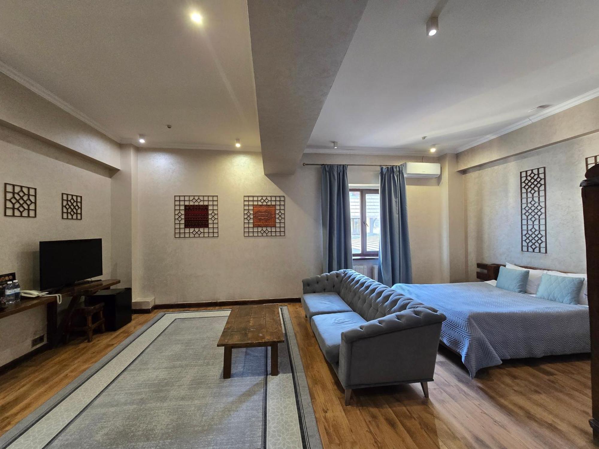 Saraishyq Hotel Almaty Eksteriør bilde